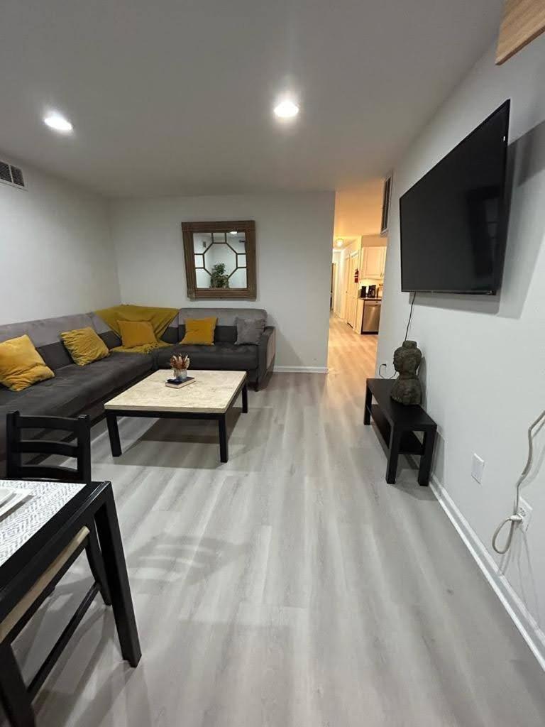 Luxury Apartments 5Queenbed - 20 Min Away Manhattan Jersey City Extérieur photo